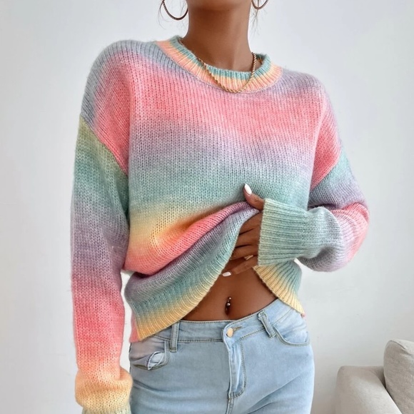 Cozy Colorful Oversized ombre Sweater - Picture 4 of 4